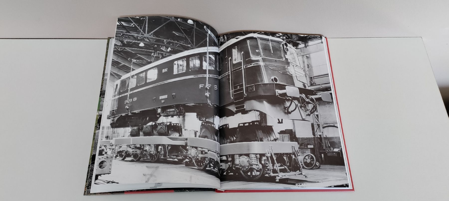 Libri: Buch Gotthardlok "Ae 6/6" - Stolz der Schweizer Bahnen - DE – Usato da Boswil venduto da MAF_952 2