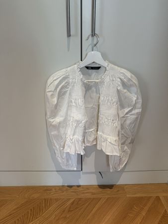 ZARA weisses Blusentop mit Puffärmel Grösse S, für Sommer