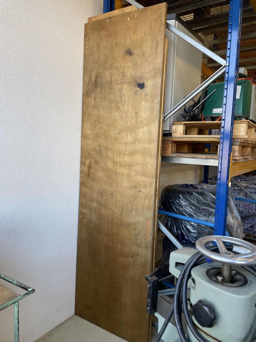 Articoli in legno: Holzbrett leimholz – Usato da Dietikon venduto da elm_px99