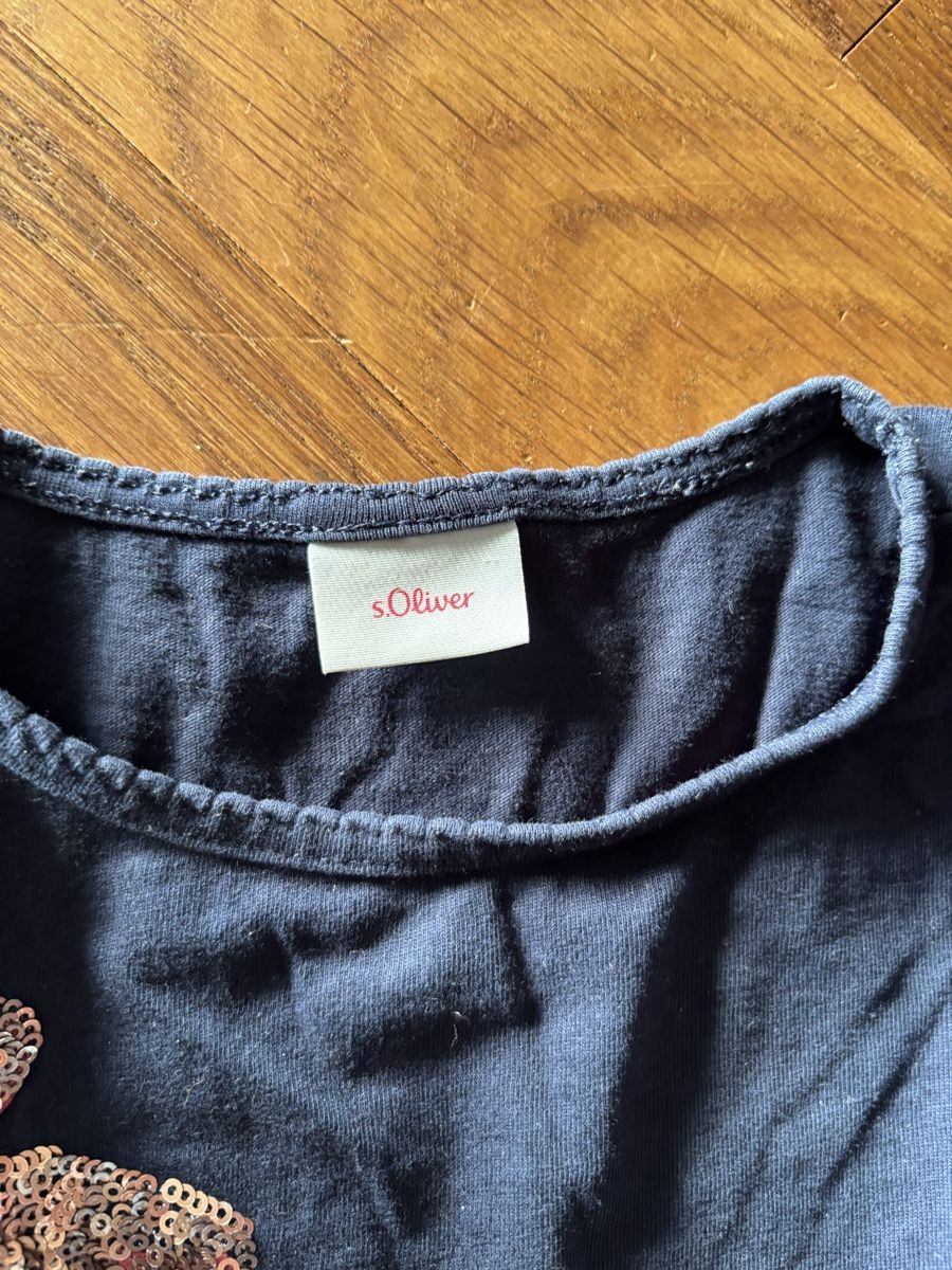 Blusen, T-Shirts & Tops: Langarmshirt 128/134 – Gebraucht aus Buchrain von Ham2383 2