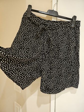 Bermudas Shorts Punkte C&A gr.44