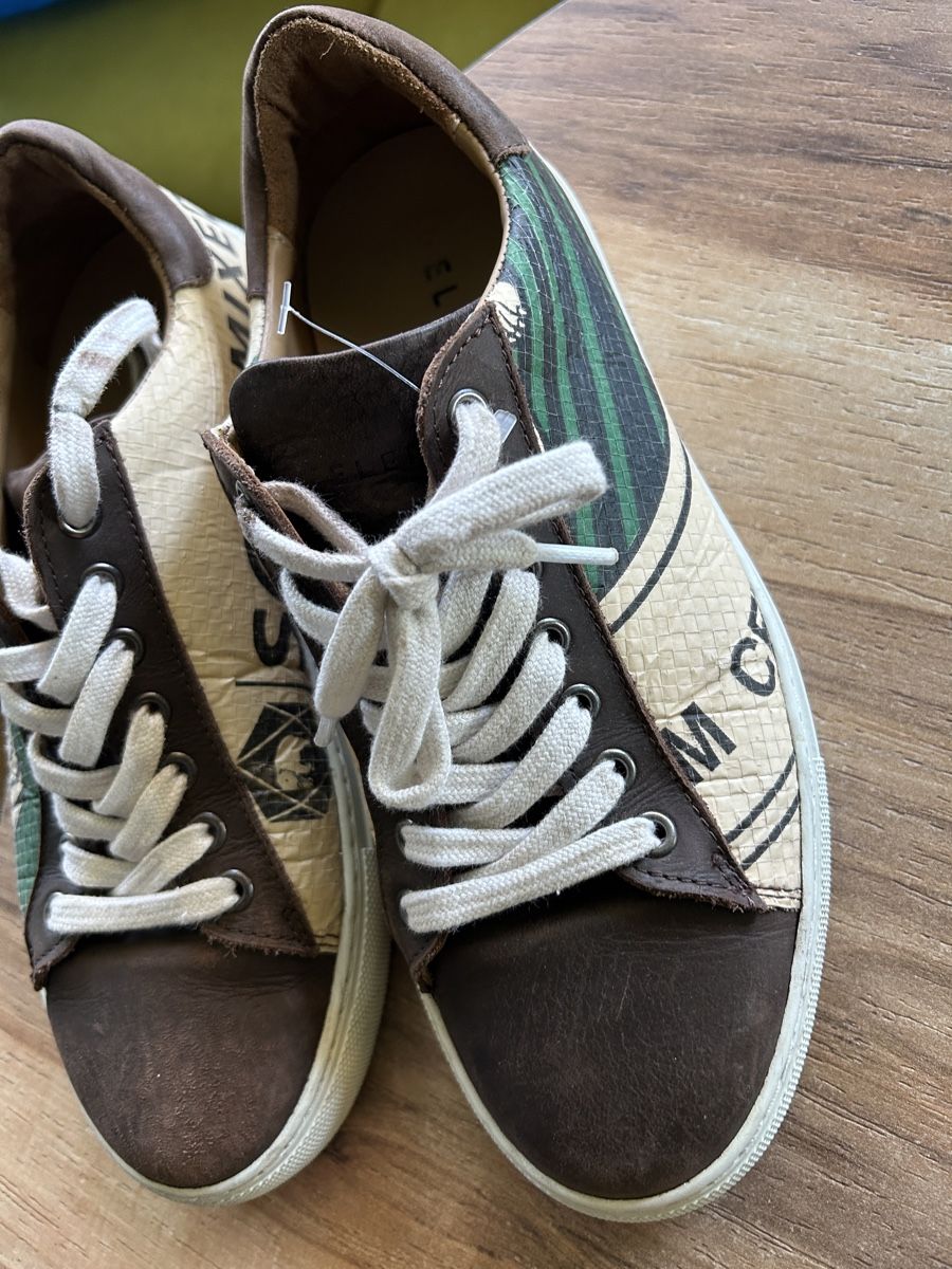 Scarpe da uomo: Sneakers tiger print size 37brown EU – Usato da Zollikofen venduto da Tannaz.k 6