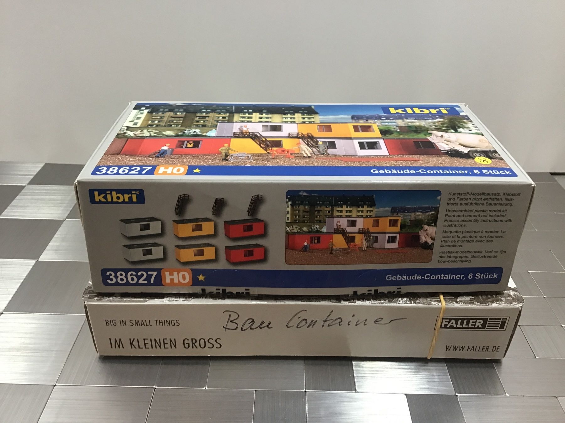 Kibri Trains électriques: KIBRI  GEBÄUDE-CONTAINER 38627 H0 – D'occasion à Männedorf par Spezial-Modelle 1