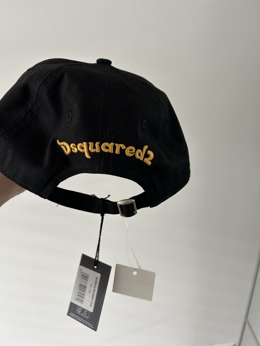 Dsquared2 Altro in  Abbigliamento & Accessori: Dsquared Cap – Nuovo e nell'imballaggio originale da Glattpark(Opfikon) venduto da django0 1