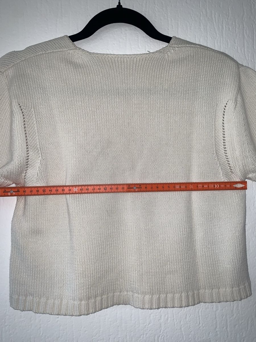 Top: T-shirt maille blanc crème, taille S – Usato da Lausanne venduto da Xiaoxi 5