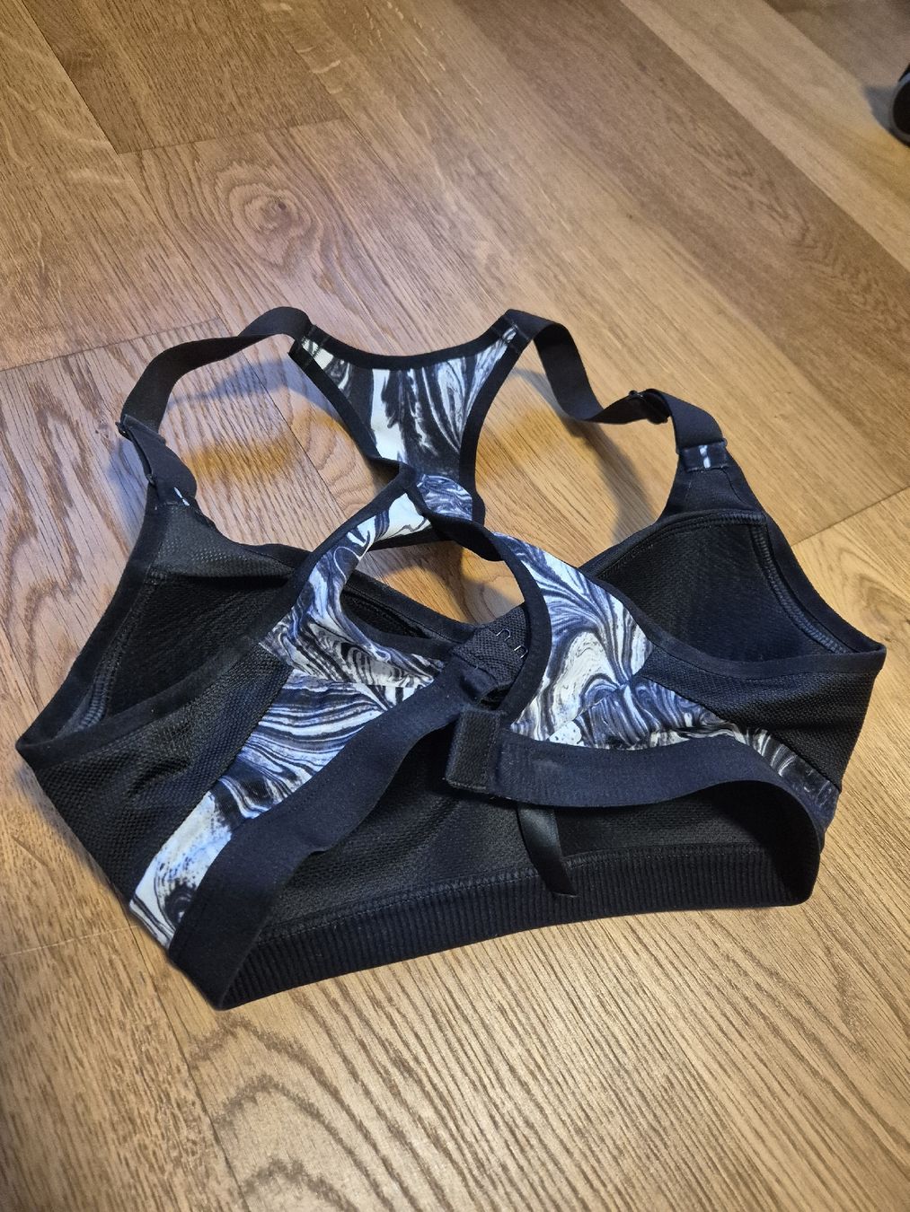 Victoria's Secret Top: Victoria's Secret SportBH – Usato da Feusisberg venduto da cts_55rn 2