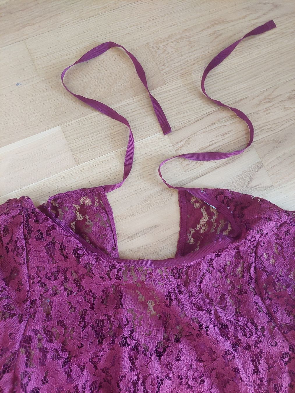 H&M Top: Sommertop in Bordeaux – Usato da Wallisellen venduto da eli_w9y6 2