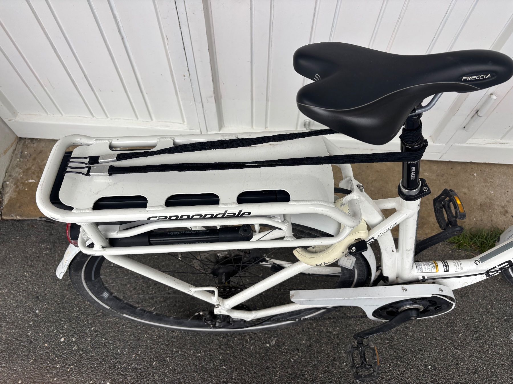 Cannondale Biciclette: Cannondale E-Series Trekking-Modell – Usato da Büron venduto da TinaSa 2