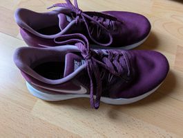 NIKE In-Season TR 8 - Grösse 39