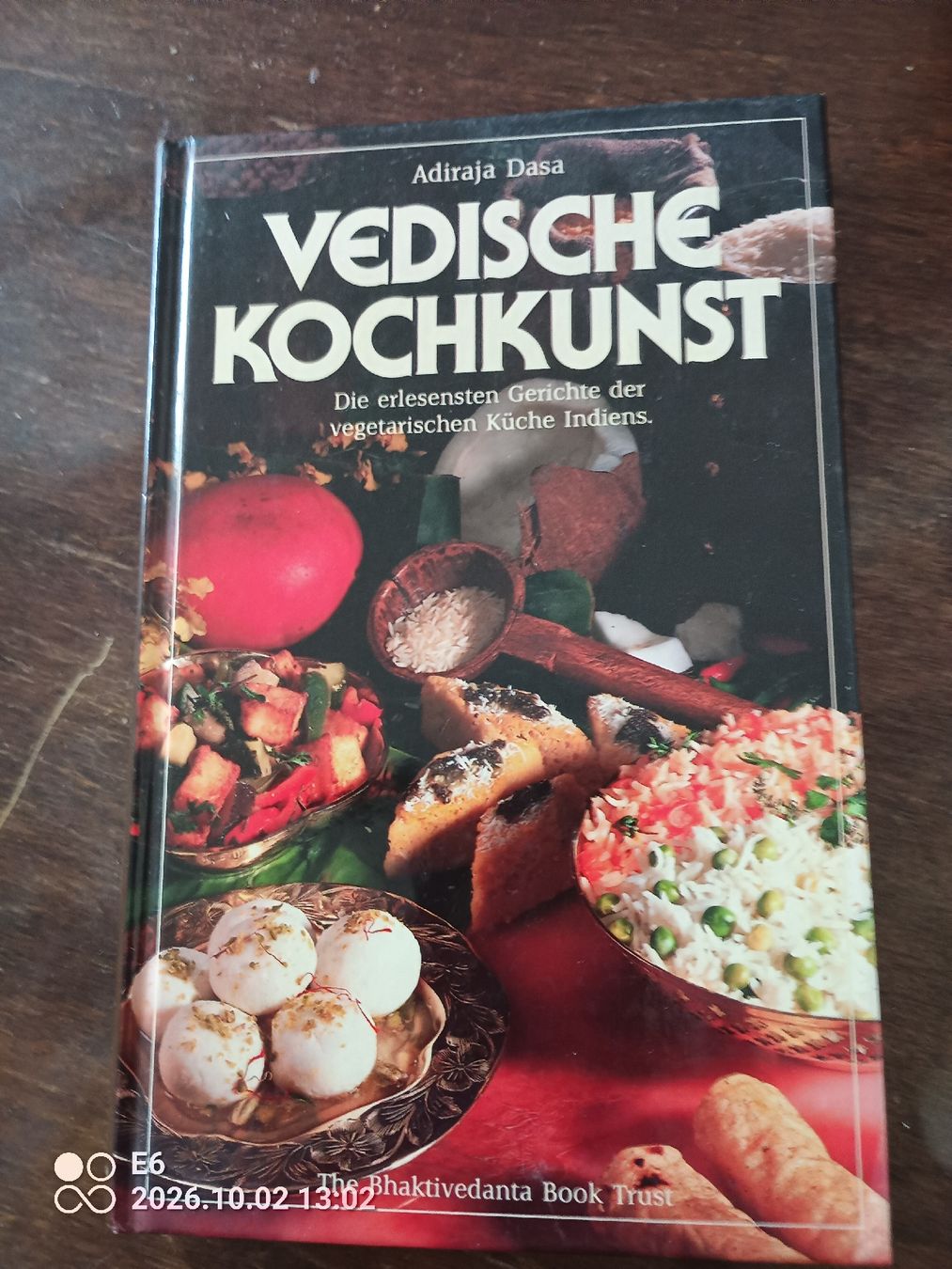 Libri: Buch über vedische Kochkunst – Usato da Zürich venduto da Mitzi6