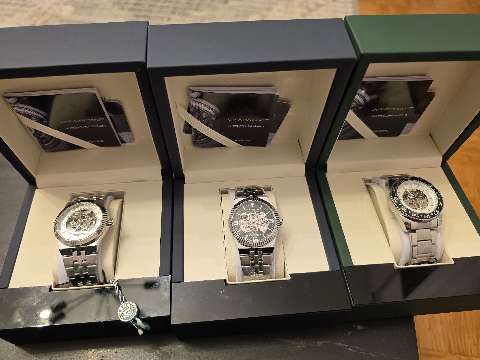 Uhren: montre – Neu und originalverpackt aus Villeneuve VD von jet_xry5 1