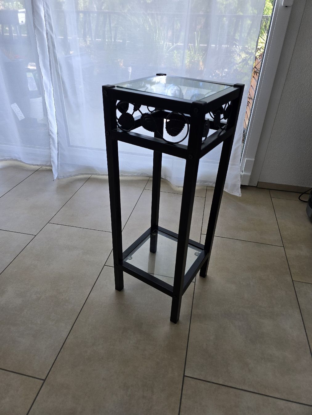 Scaffali: Regal / Beistelltisch – Usato da Rickenbach b. Wil venduto da VeryLovelyThings 3