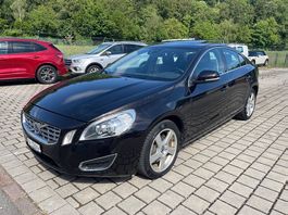 VOLVO S60 2.0T Summum Powershift