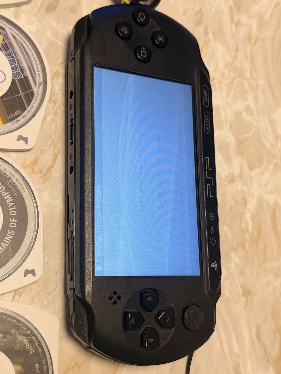 Sony Console: PSP avec 12 jeux UMD – Usato da Grenchen venduto da 24.07LD 2