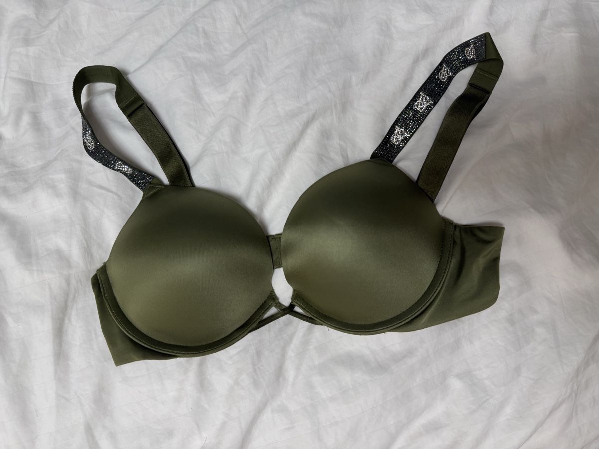 Victoria's Secret Autres dessous: Victoria Secret Bombshell Smooth Push-Up Bra – Neuf (Voir description) à Sempach par adnil12