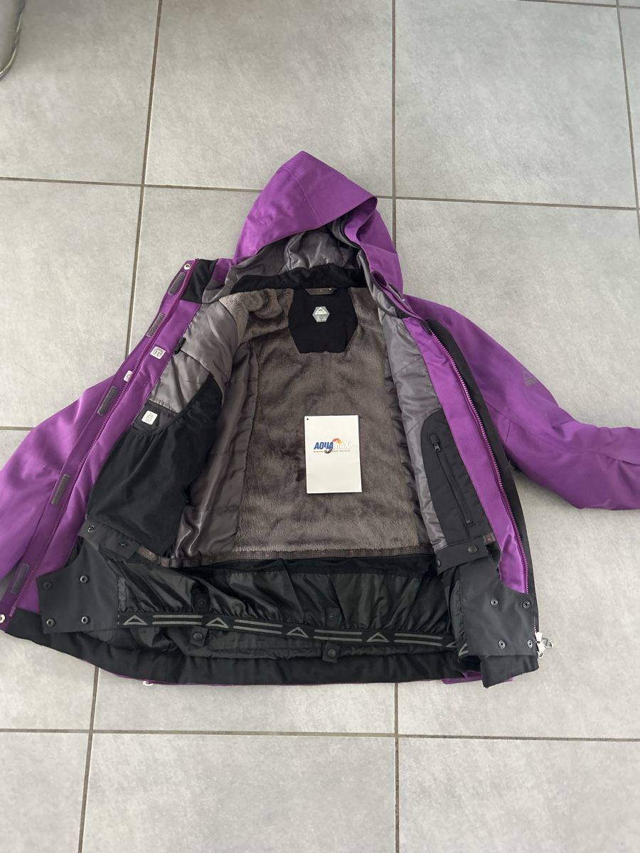 Mckinley Giacche: McKinley Winterjacke D36 NEU – Nuovo e nell'imballaggio originale da Pfungen venduto da BuyIt 1