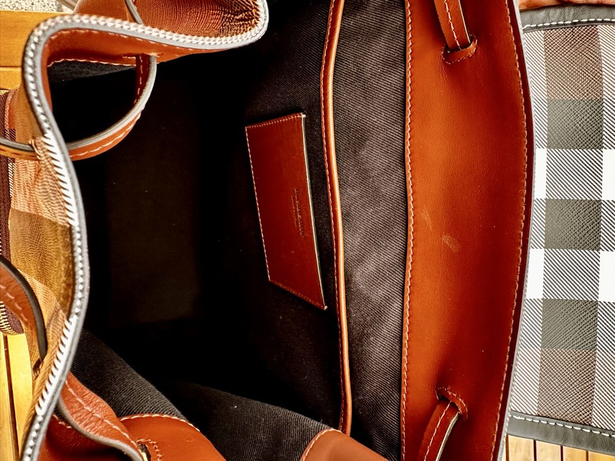 Zaini: Burberry Rucksack – Usato da Watt venduto da Suszwei 5