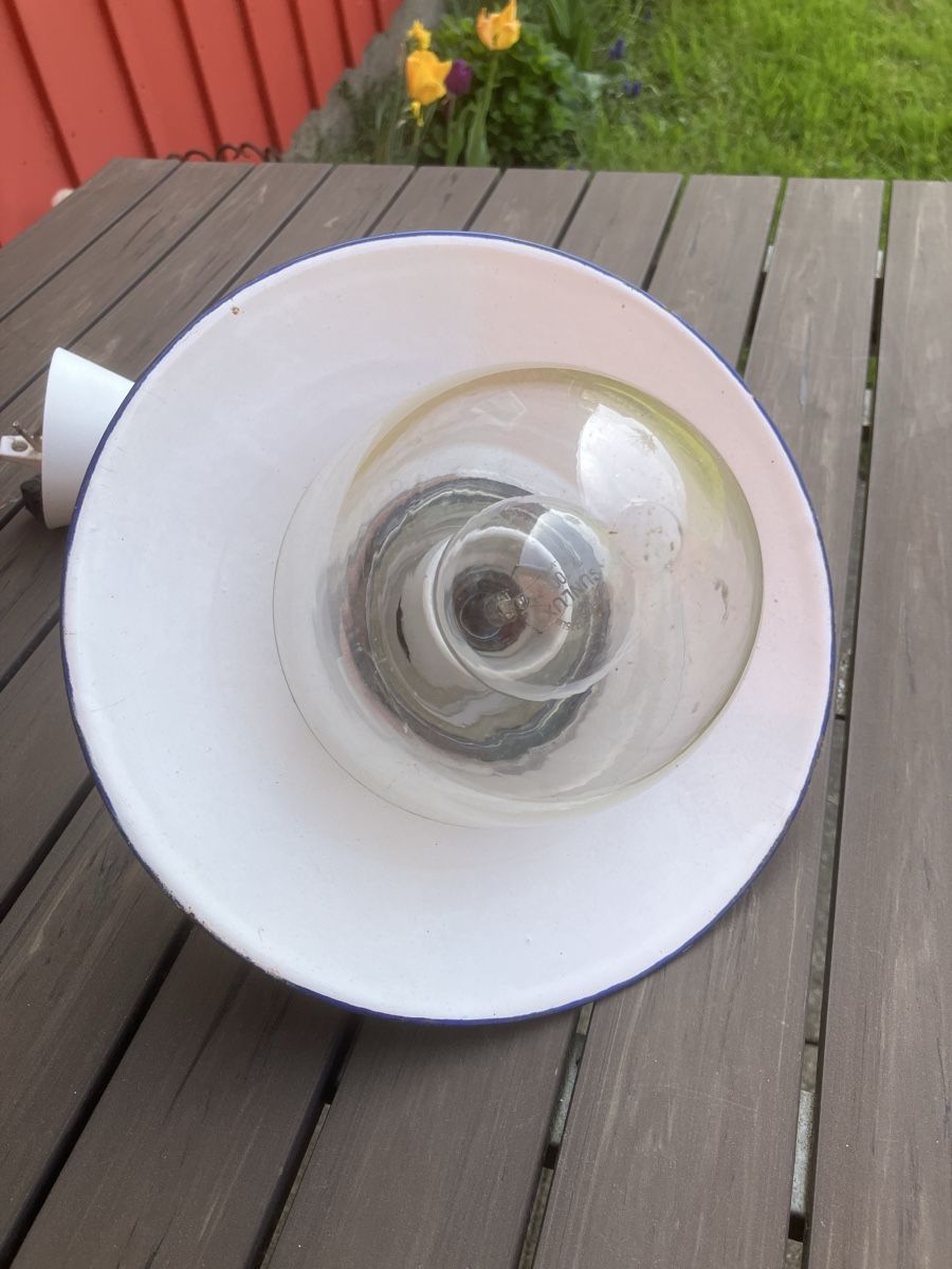 Lampade: Hängelampe, Stalllampe – Usato da Neftenbach venduto da 889095 3
