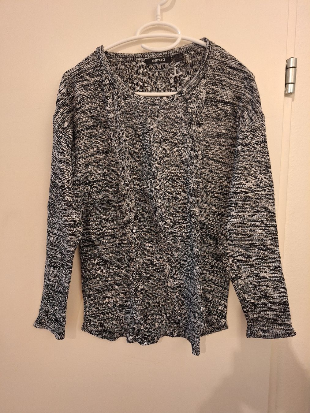 Pulls & Sweat-shirts: Pullover in Gr. 40/42 – D'occasion à Oberrieden par smarties949