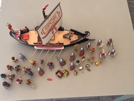 Playmobil Römische Galeere mit 27 Spielfiguren und Zubehör