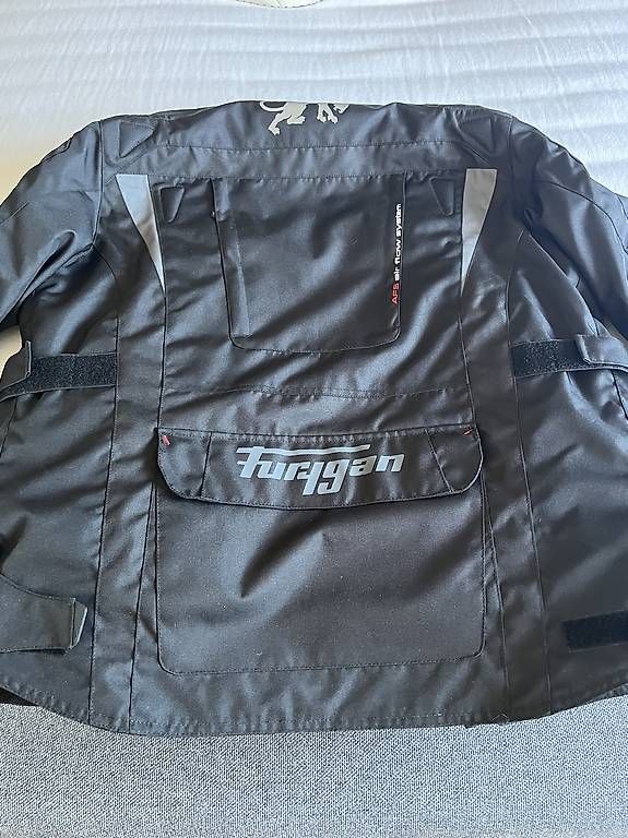 Giacche: Veste moto parfait état  – Usato da Genève venduto da Jippe52 3