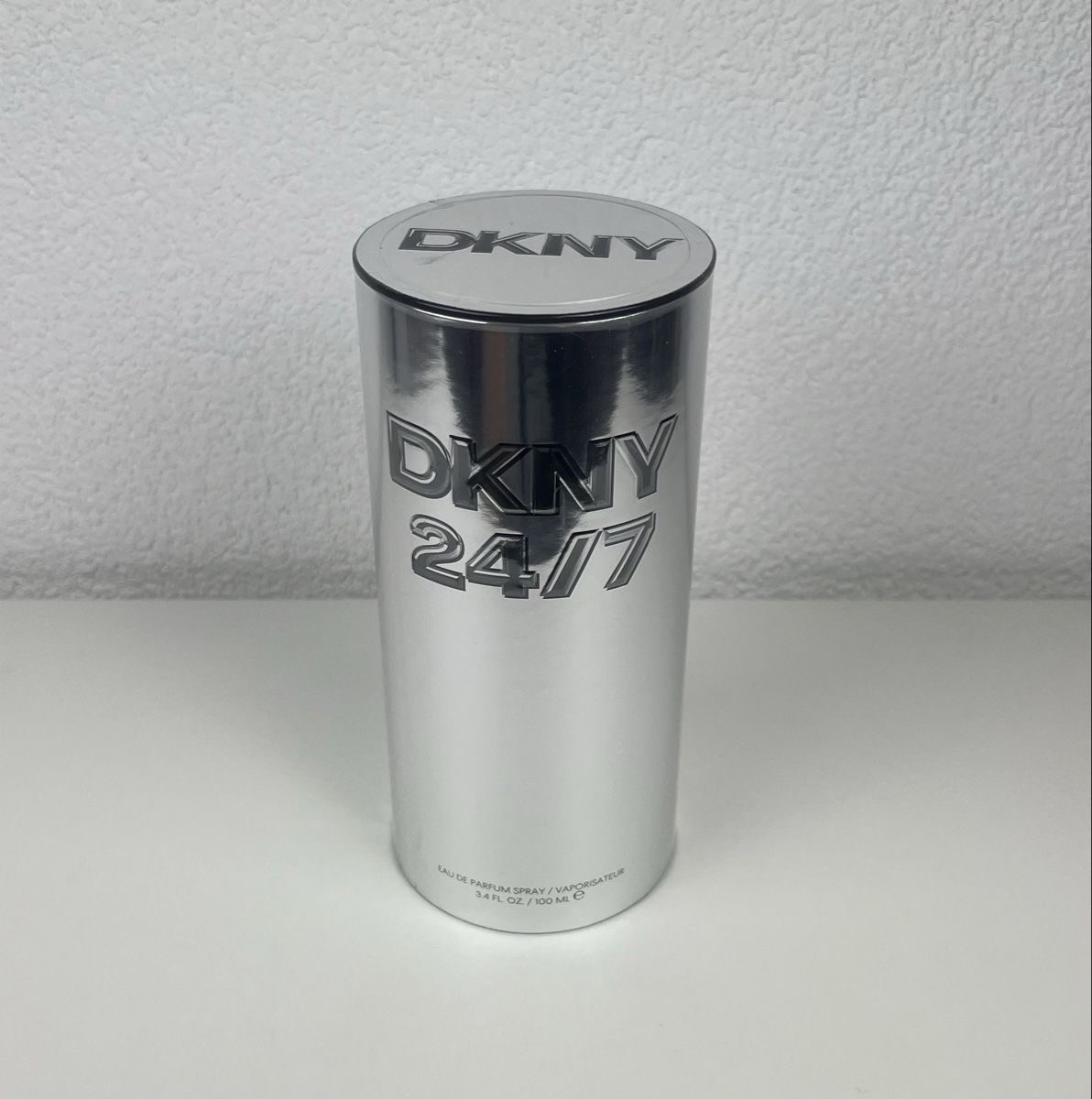 DKNY Parfums & Eau de Toilette: DKNY 24/7 Eau de Parfum 100ml – Neuf avec emballage d'origine à Stein am Rhein par Moons_of_Saturn