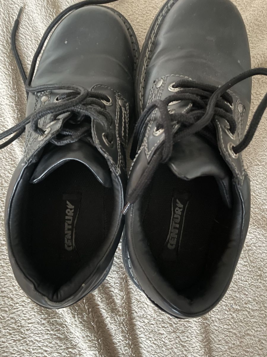 Scarpe da uomo: Century Herrenschuhe Grösse 41 Schwarz – Usato da Niederwangen BE venduto da m_s13 3