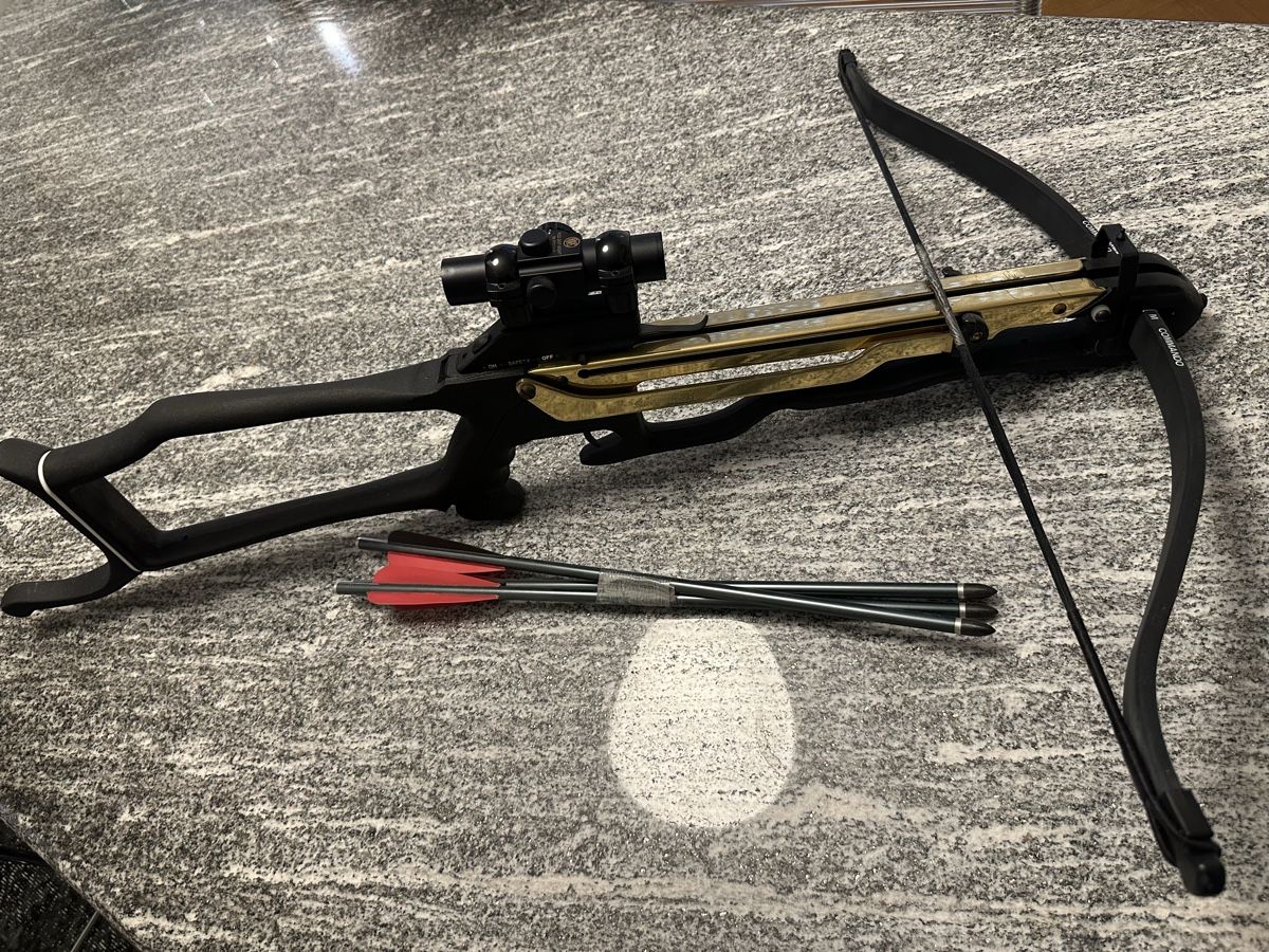 Tiro con l'arco: Barnett Commando Armbrust mit Leuchtpunktvisier – Nuovo (secondo la descrizione) da Bern venduto da der_karl