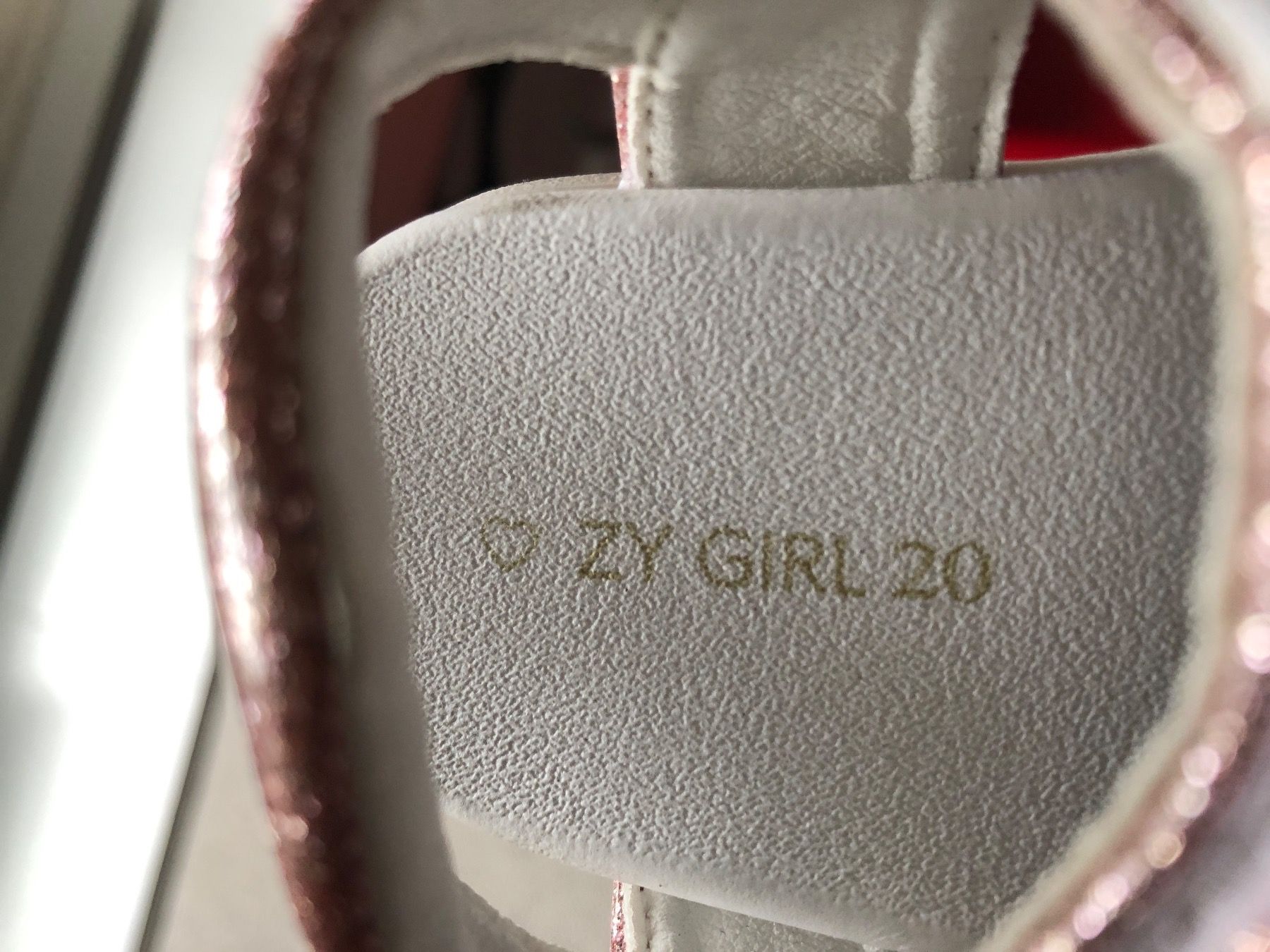 Scarpe per ragazzi: Baby party sandals 20 – Nuovo (secondo la descrizione) da Brugg AG venduto da Magna3 2