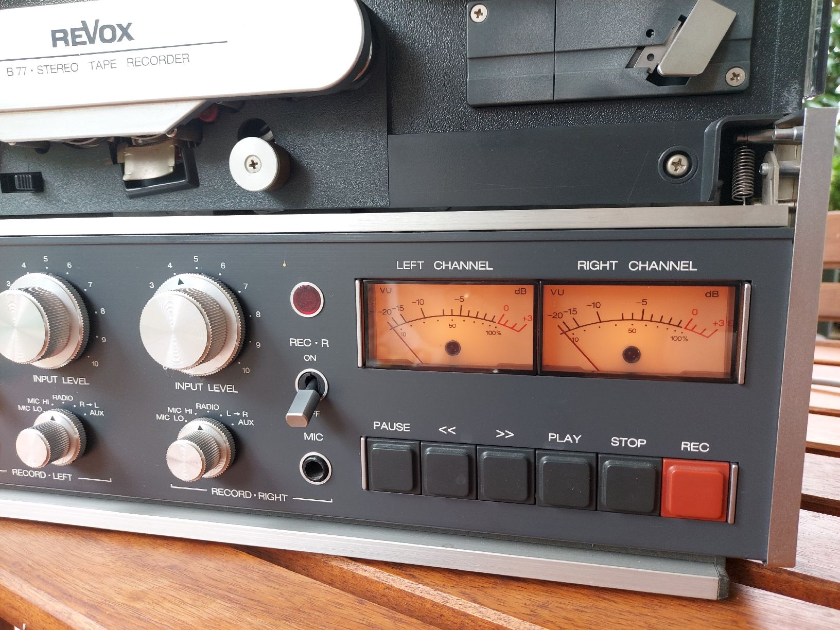 Revox Bandmaschinen: Revox B77 Stereo Tape Recorder – Defekt aus Hittnau von Hampgoeswild 1