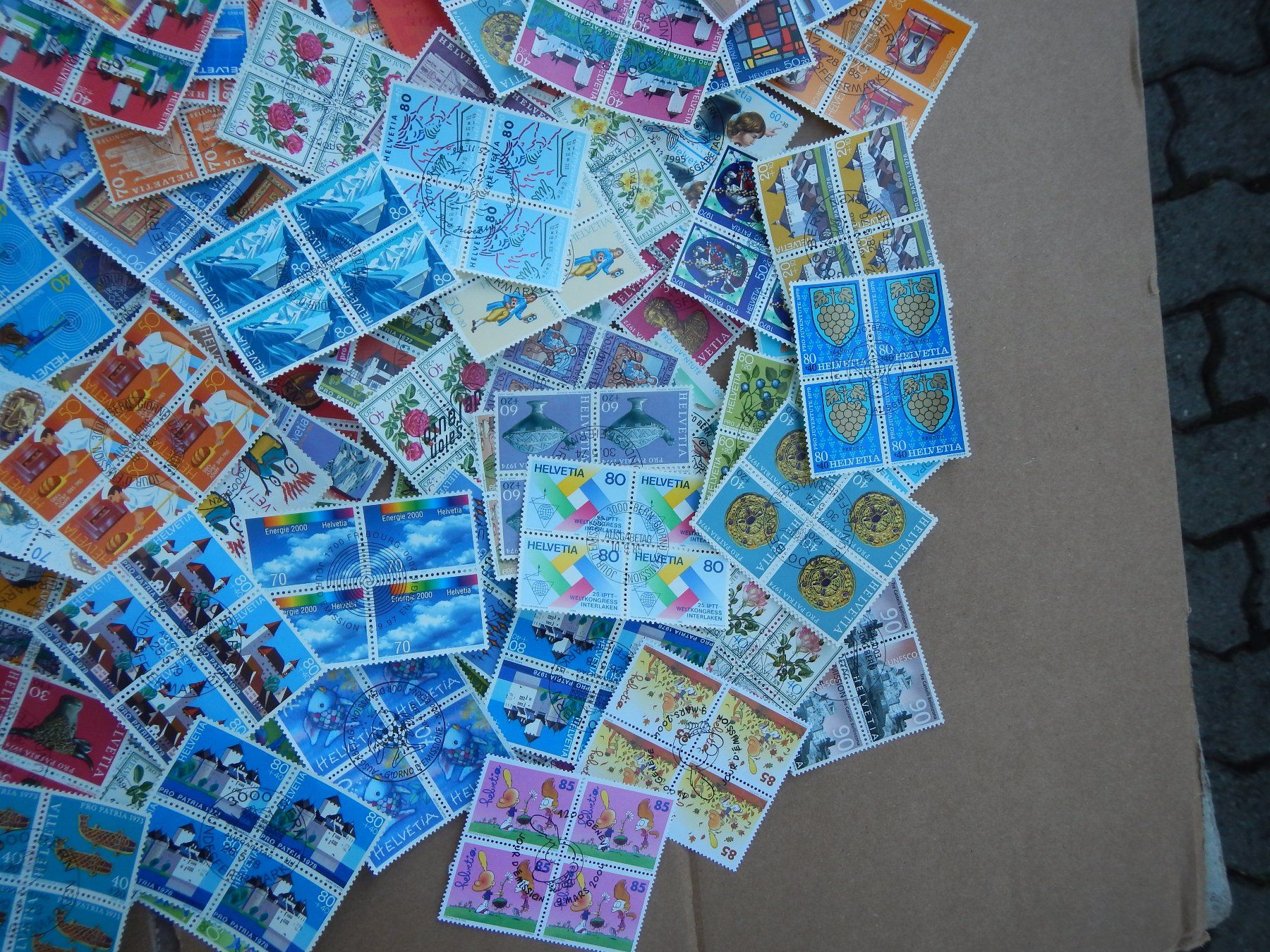 Alle Briefmarken: 1100 Viererblöcke CH – Gebraucht aus Aarwangen von Suomo48 5