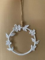 Shabby Chic Kranz Metall weiss Deko 20cm