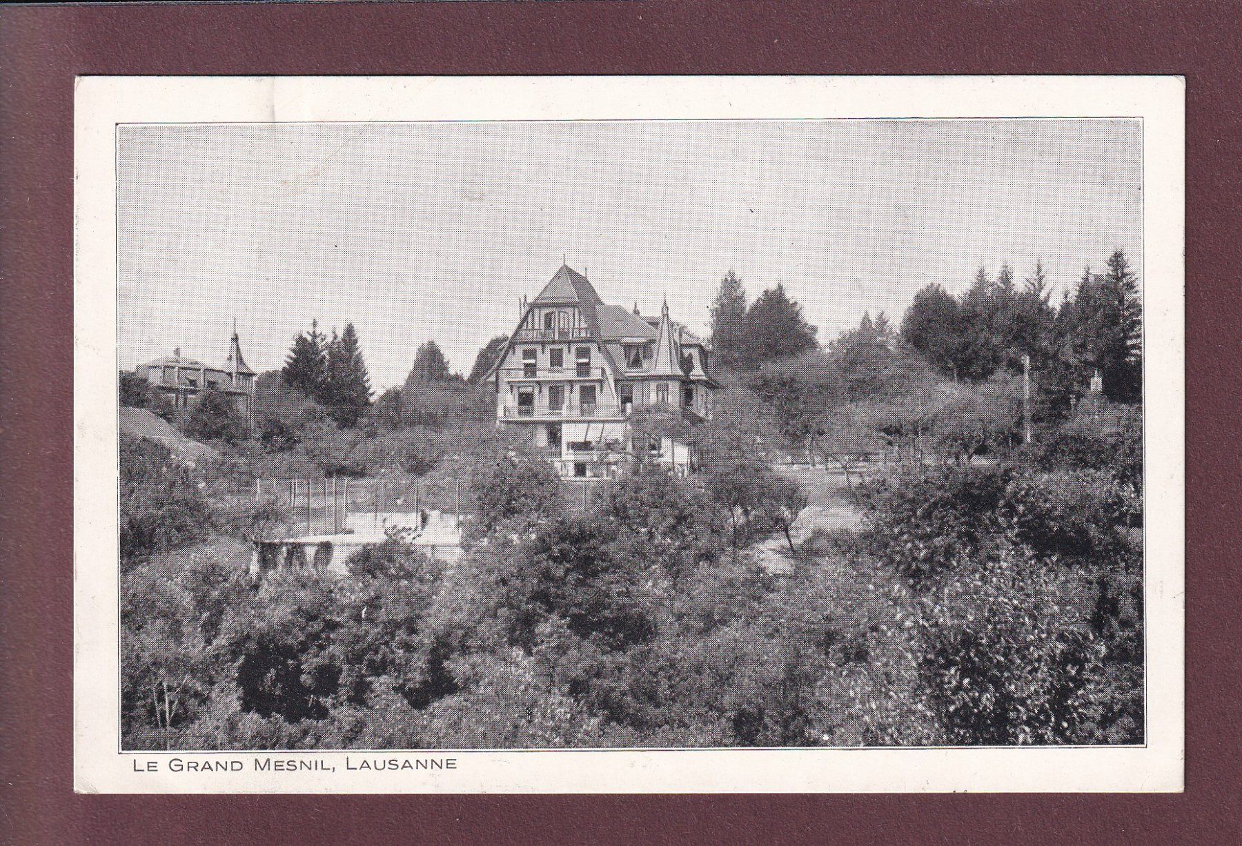 Cartes postales: LAUSANNE - Le Grand Mesnil – D'occasion à Pully par nicecards