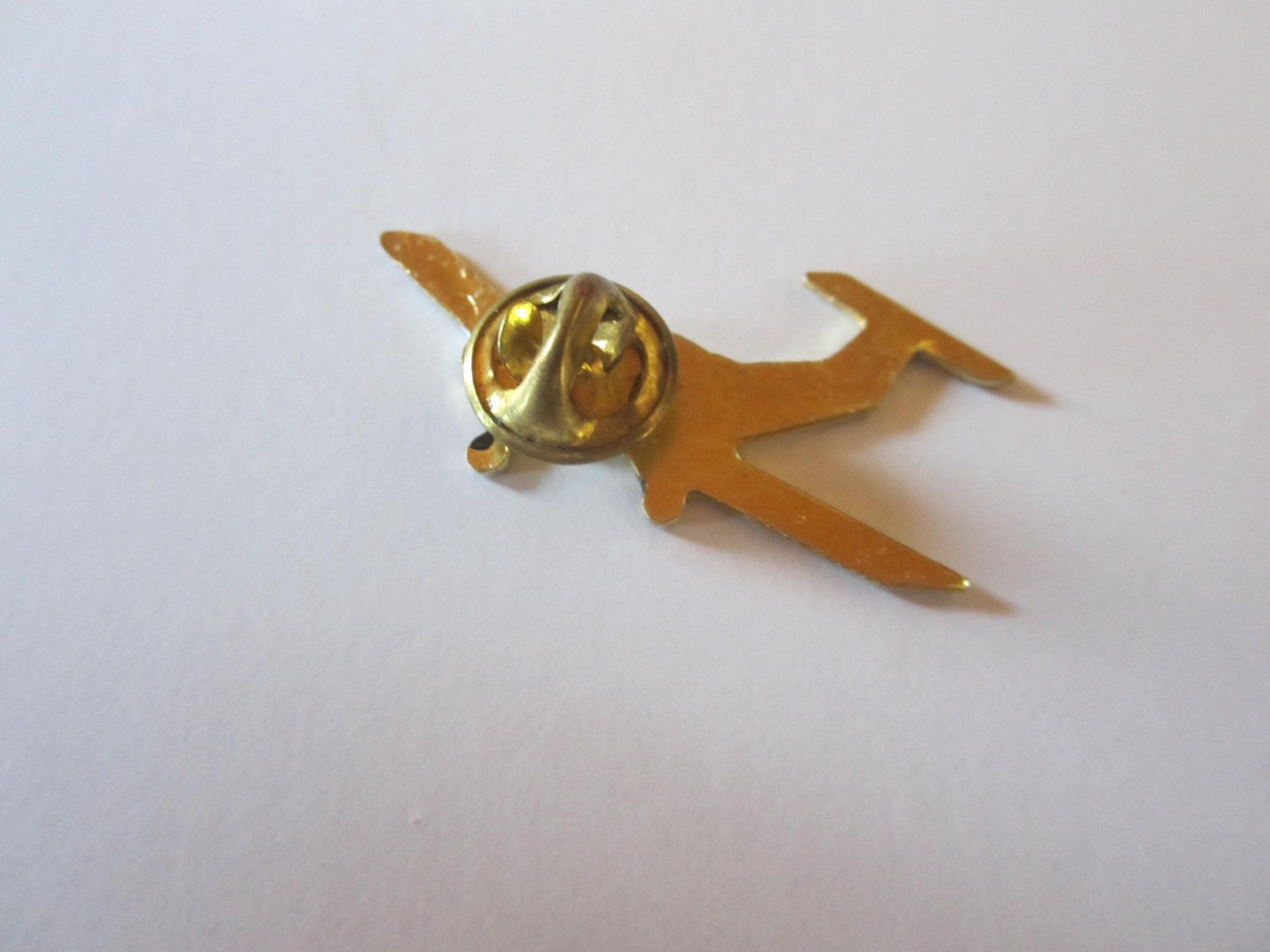 Plaquettes & Badges: Pin Avion – Neuf (Voir description) à Tramelan par Tors 1
