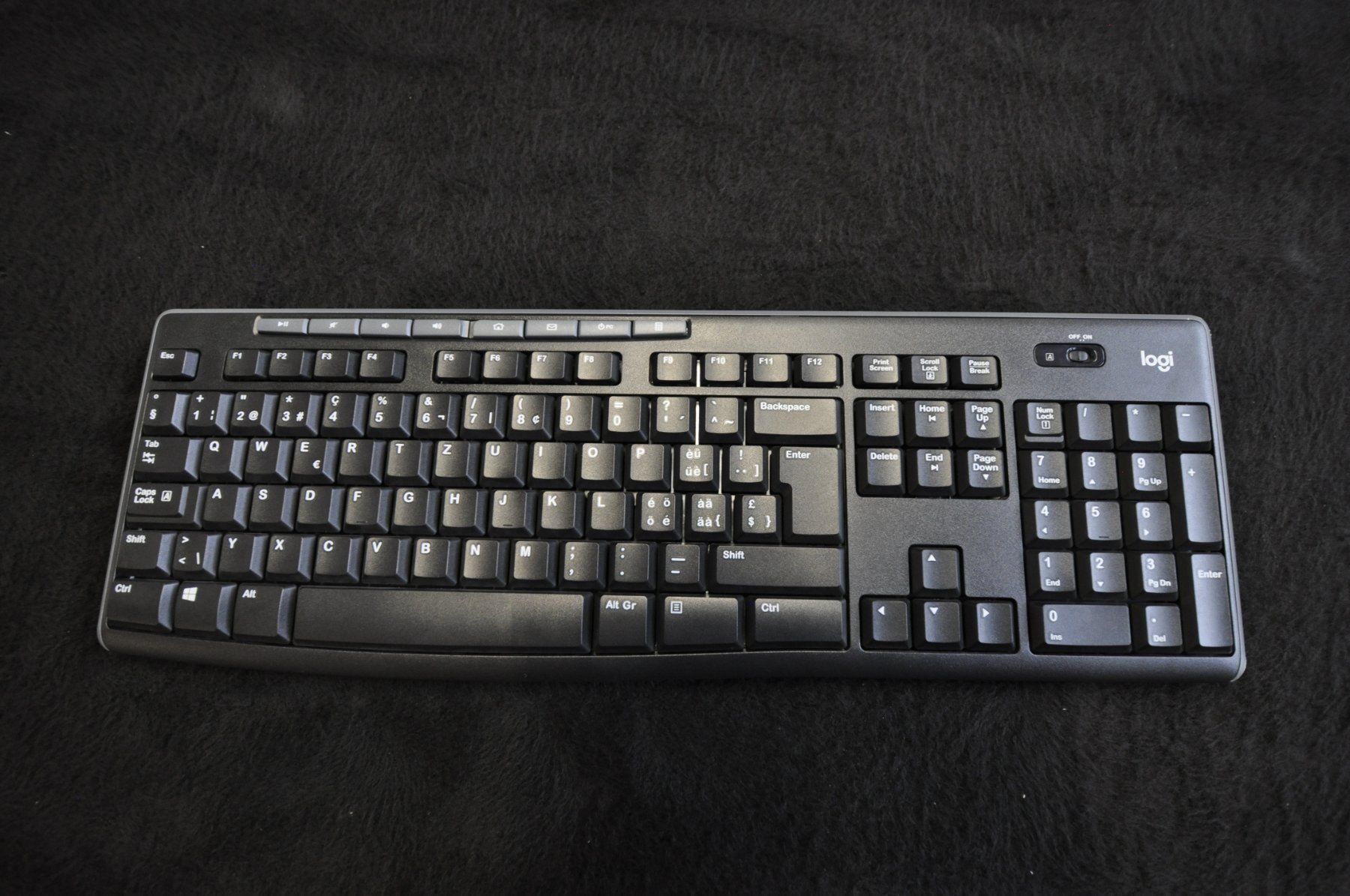 Logitech Tastaturen: Logi Tastatur und Maus – Gebraucht aus Burgdorf von WHITELIGHT3400