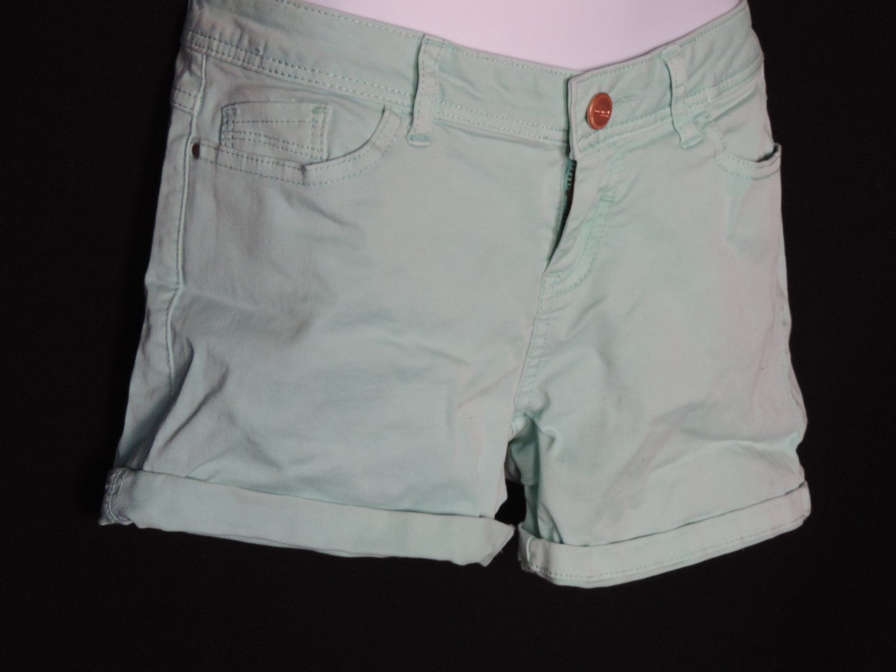 Pantalons: short bleu turquoise – D'occasion à Genève par Axelle333 3