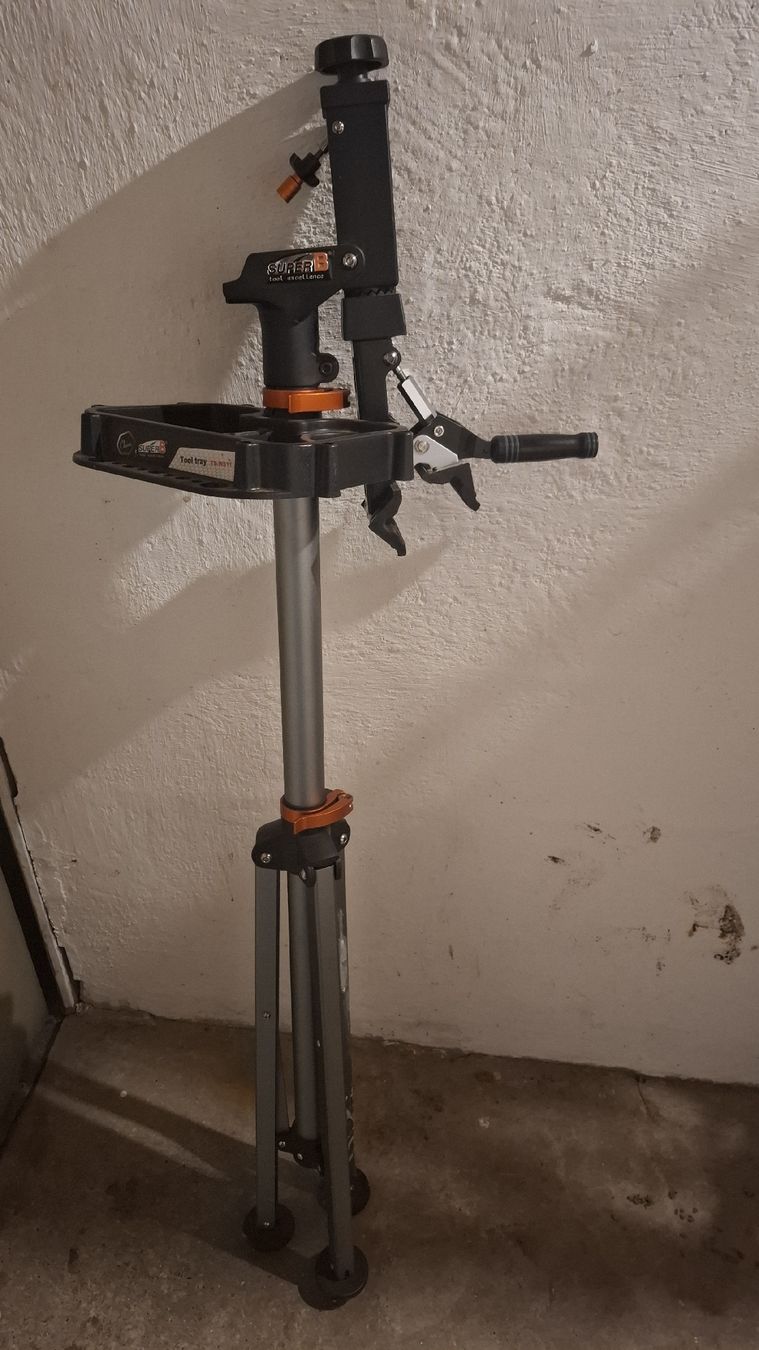 Sonstige Dekorationen & Accessoires: Profi Velo-Werkstattständer TB-WS30 – Gebraucht aus Oberuzwil von Draco44 3