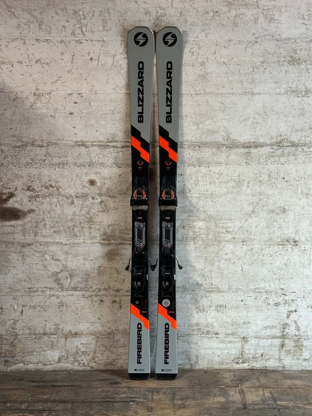 Blizzard Sci: Blizzard Firebird Ski 154cm – Usato da Emmenbrücke venduto da karkarkar