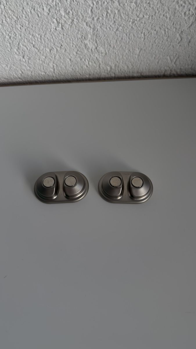 Altro Materiale elettrico: Orbitkey Magnetic Cable Holder – Nuovo (secondo la descrizione) da Vevey venduto da diogodasilva_ 1