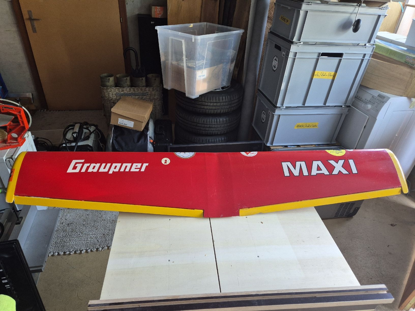 Graupner RC Kits de montage: Maxi Graupner Tragfläche – D'occasion à Wattenwil par hps_z6w9