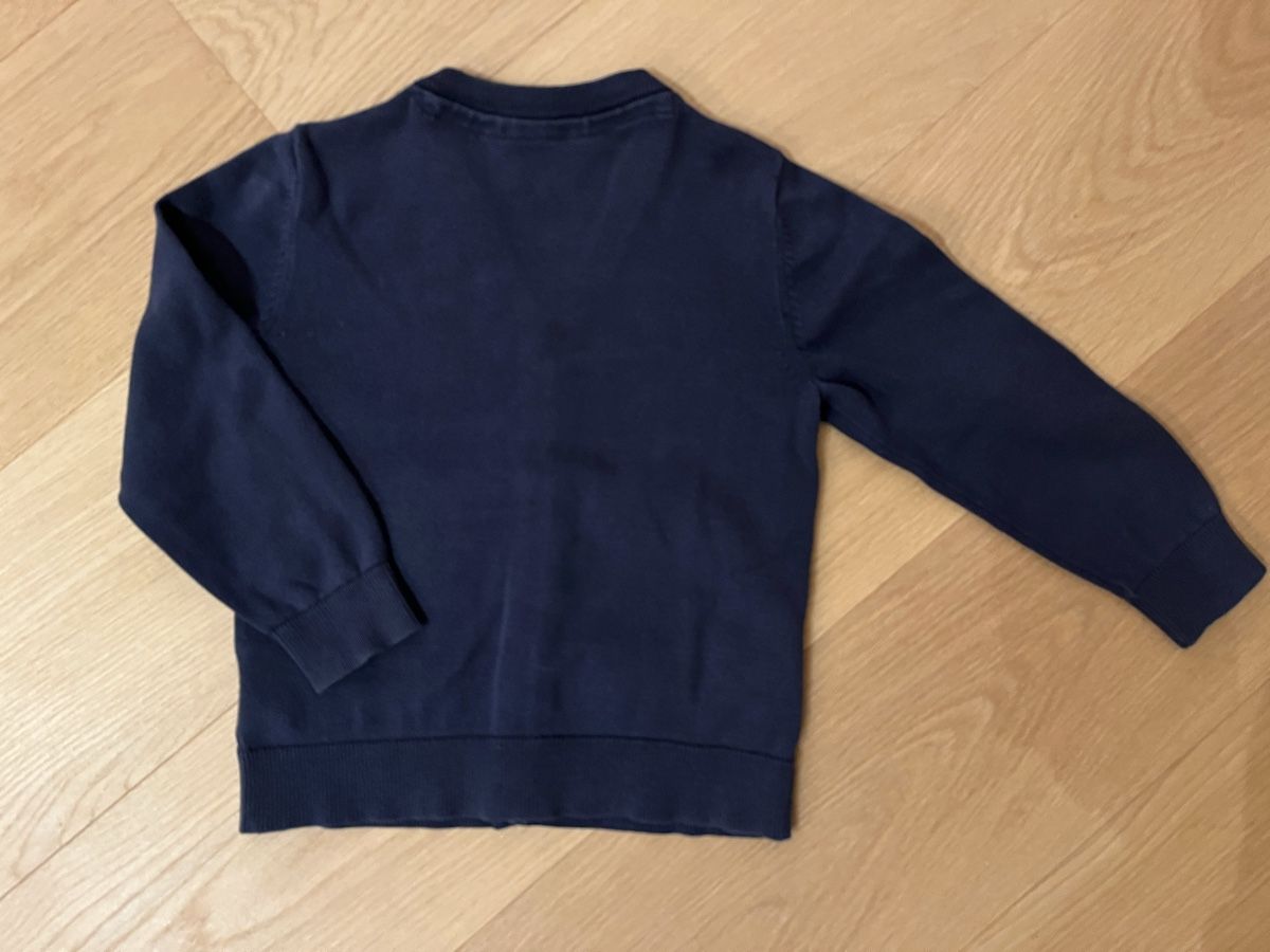 H&M Pullover & Sweatshirts: Classic navy cardigan, Size 110/116 – Gebraucht aus Planken von R4gskL7 1