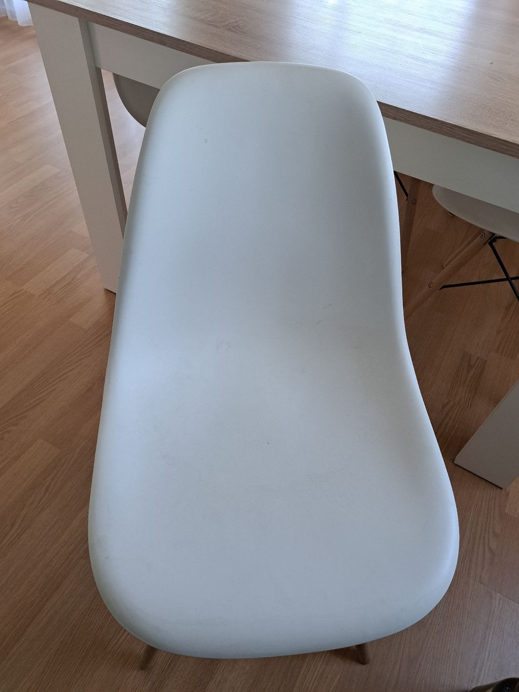 Tables: Esstisch mit Stühlen – D'occasion à St. Gallen par Simbalyne 1