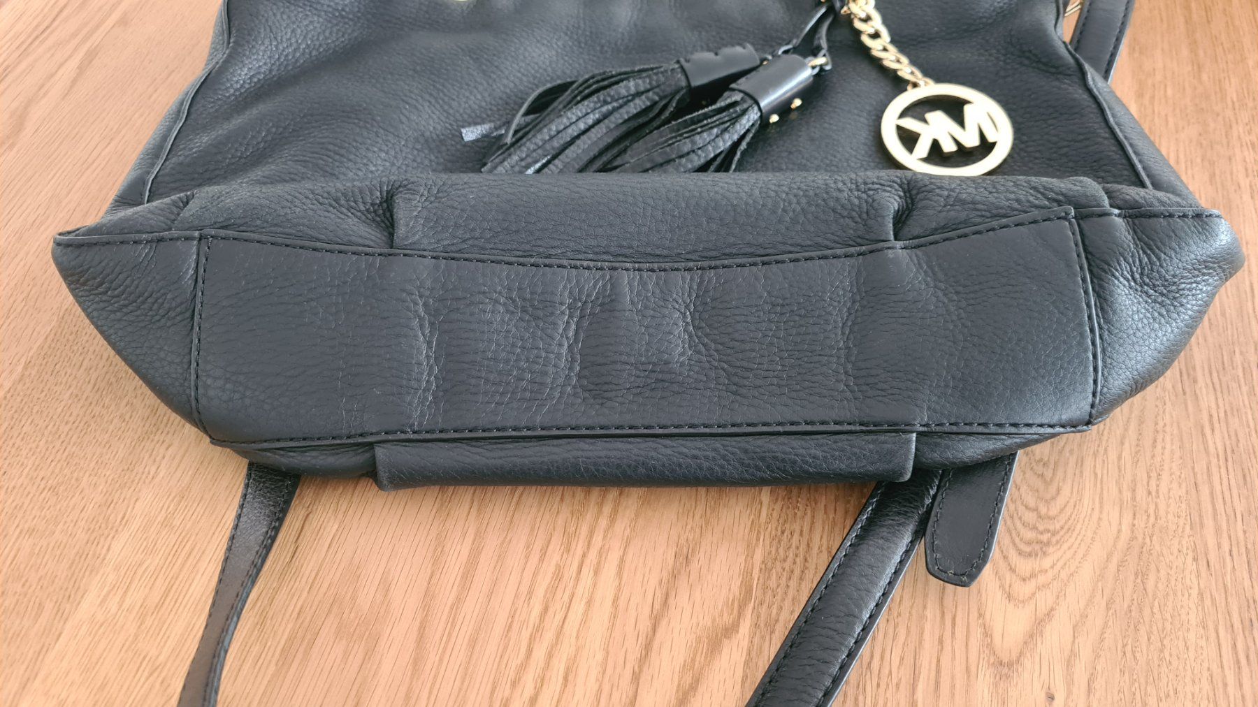 Michael Kors Borse da donna: Michael Kors Handtasche Schwarz Leder – Usato da Jona venduto da hen_7fyc 7
