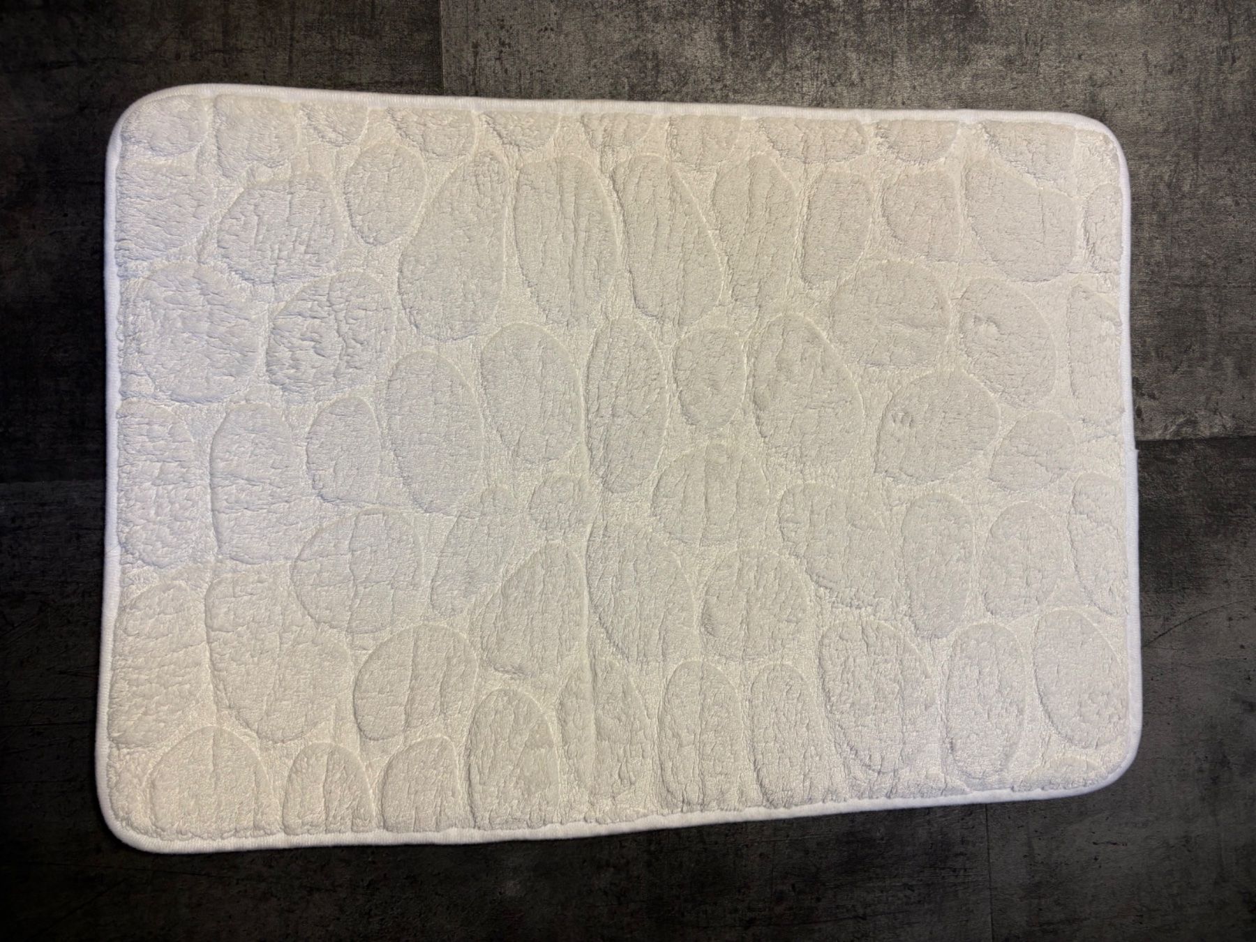 Teppiche: Badteppich – Gebraucht aus Embrach von Bdennis