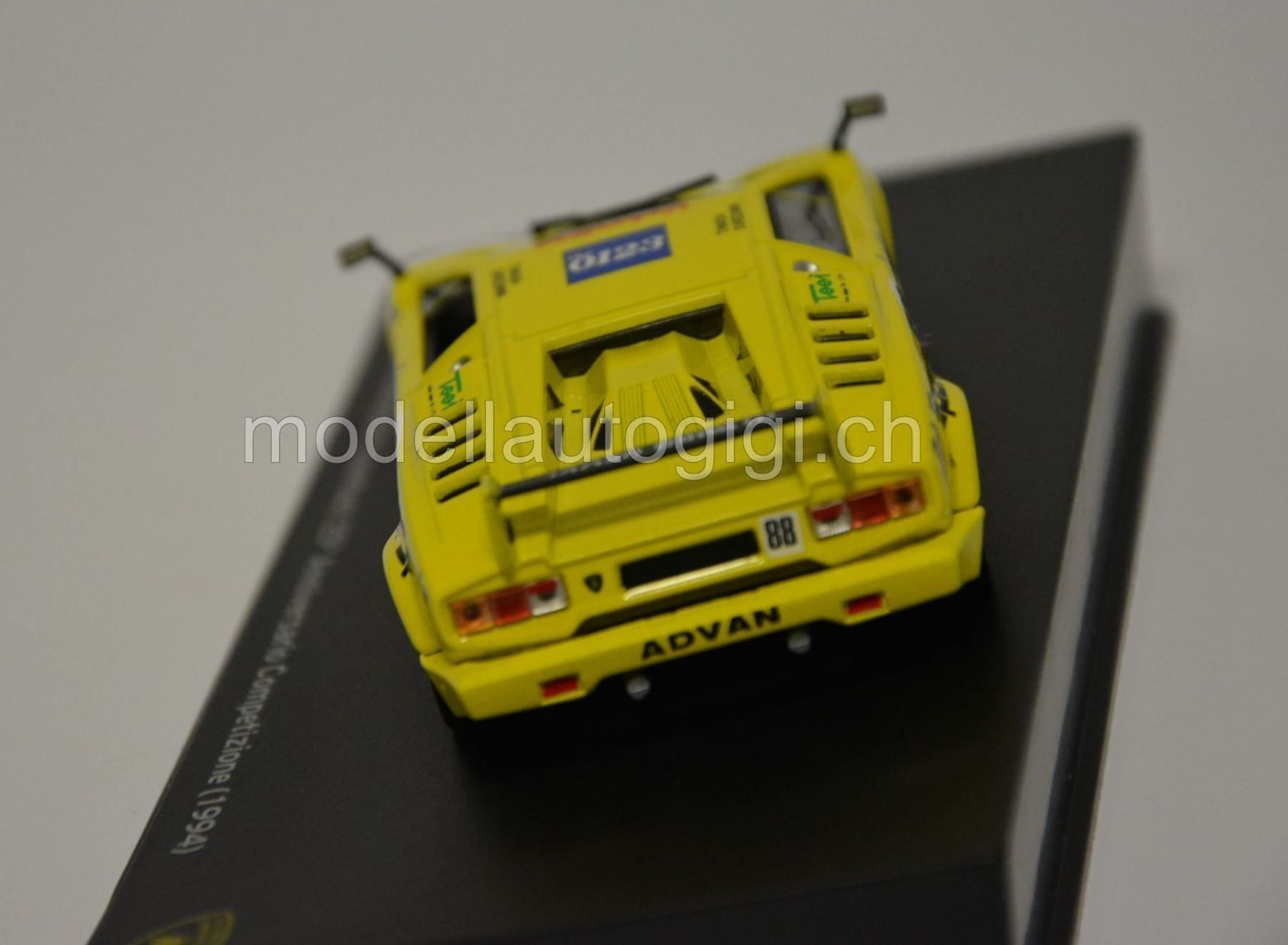 Lamborghini Modellautos: Lamborghini Countach 25° Anniv. 1:43 – Neu und originalverpackt aus Goldach von Feivel9 6