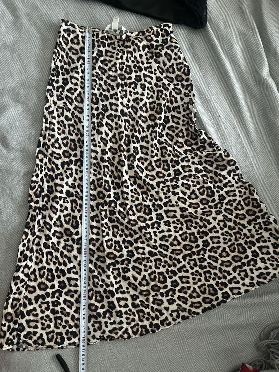 Lotti di vestiti: Damen Top und Rock Set Leopard Print schwarz  – Nuovo (secondo la descrizione) da Olten venduto da sae_82z2 1