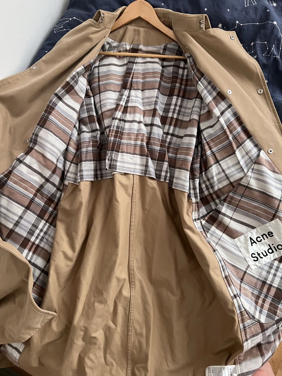 Acne Studios Cappotti: Acne Studios Trenchcoat  – Nuovo (secondo la descrizione) da Zürich venduto da nal_dp7p 7