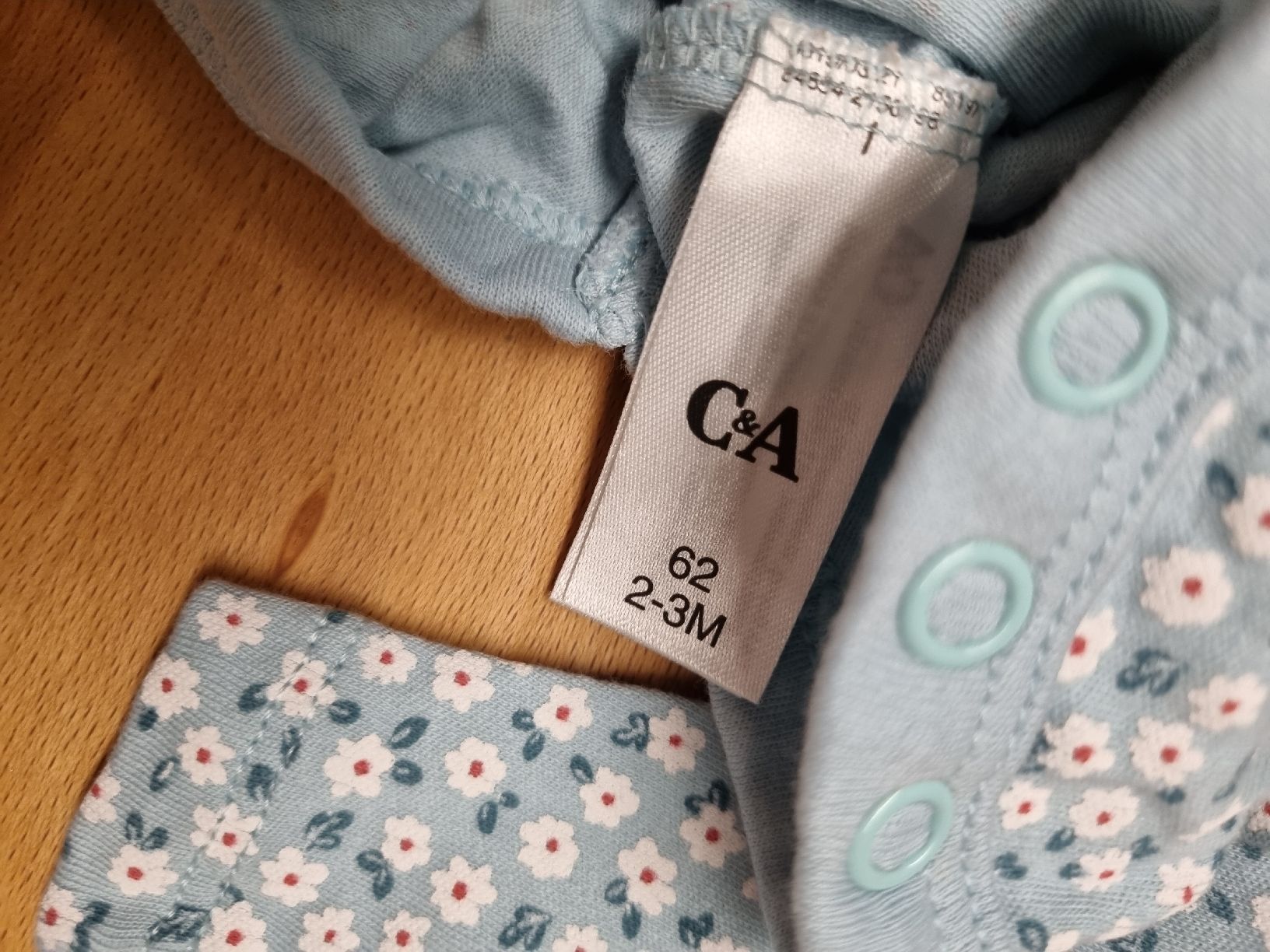 C&A Biancheria intima: Blümchen Body blau 62 – Usato da Unteriberg venduto da ste_ruh 1