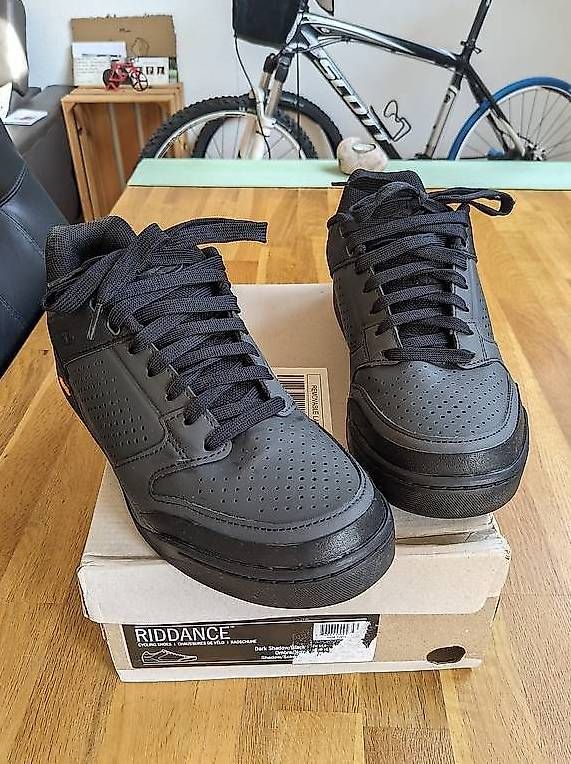 Giro Scarpe da uomo: Giro Riddance MTB-Schuh Gr. 44 – Usato da Kandersteg venduto da BadertAd