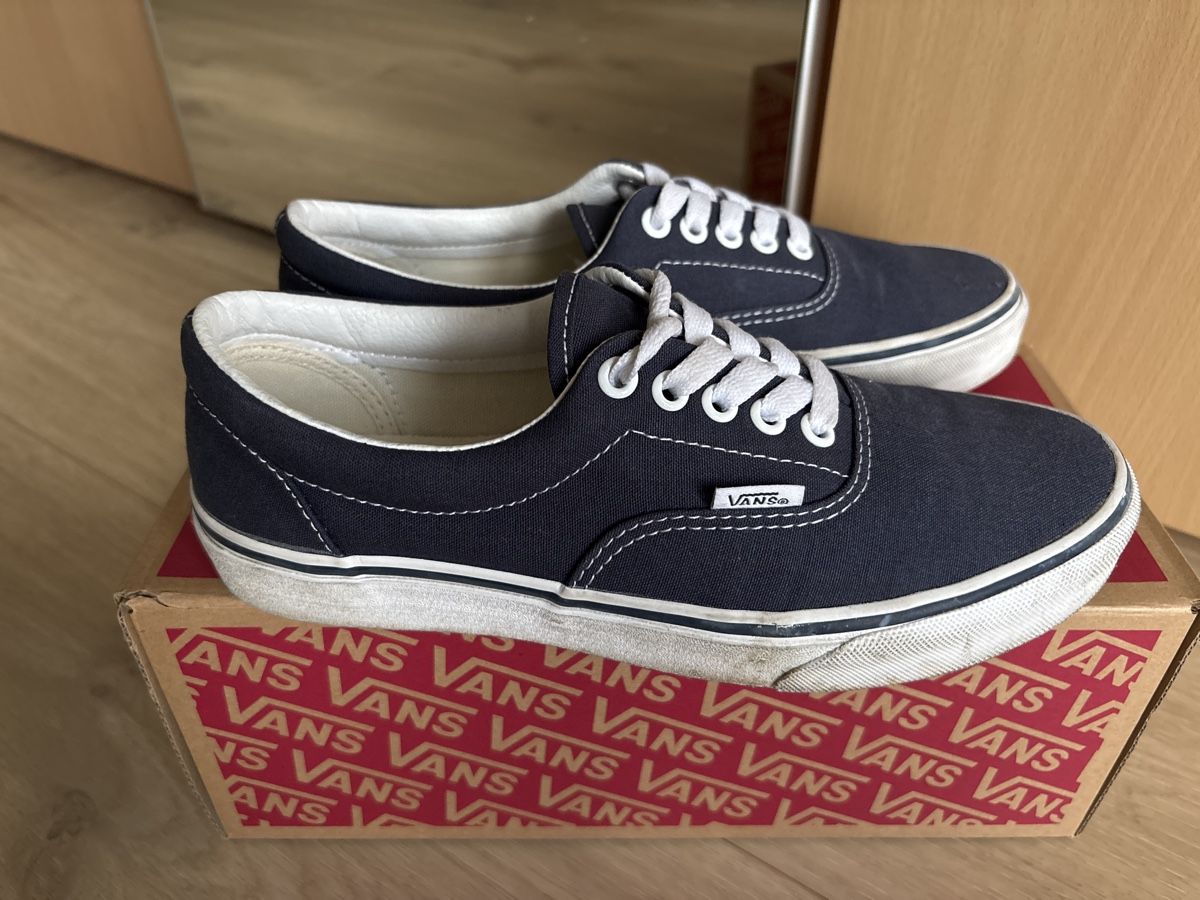 Vans Scarpe da uomo: Vans Gr. 39, dunkelblau, Fast neu! – Usato da Wil SG venduto da Mevogr 3